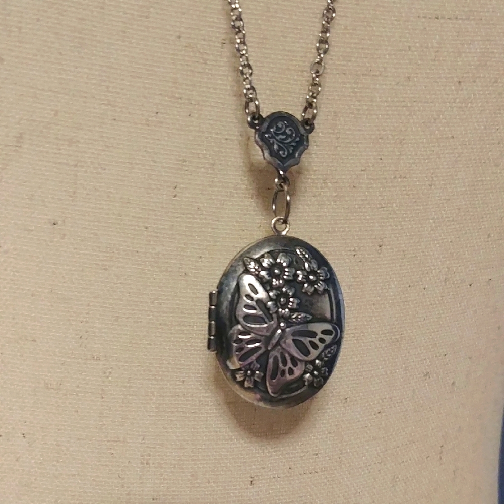 Vintage Butterfly Locket Necklace Detailed Costume Jewellery Silver Metal